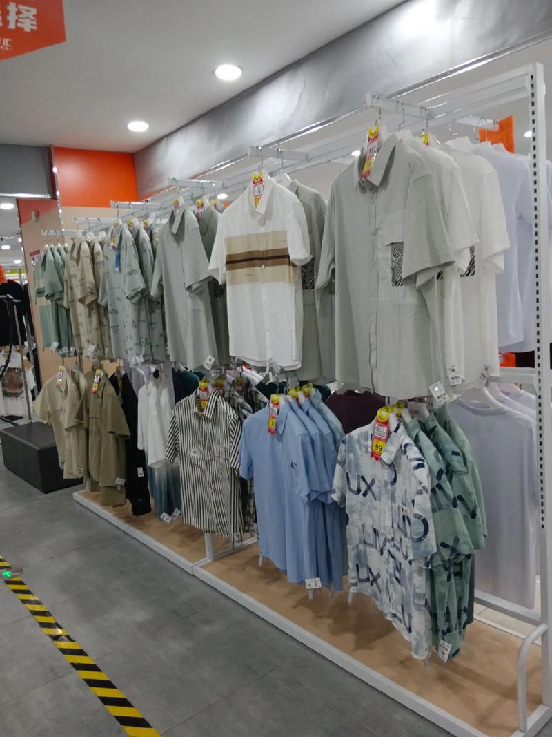 云衣匯服裝批發(fā)城夏季清倉，飾品不計成本回饋新老客戶